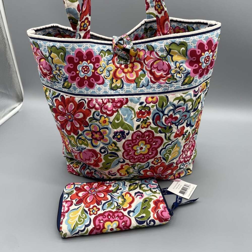 NWT Vera Bradley Tote Bag & Wallet Hope Garden Floral Quilted Pattern Retired